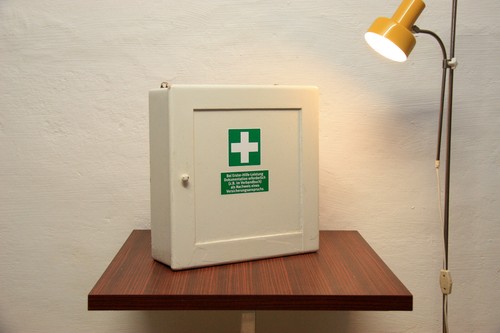 Ddr sanitätsschrank - ddr,