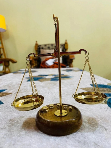 Antike messing poliert waage - messing,