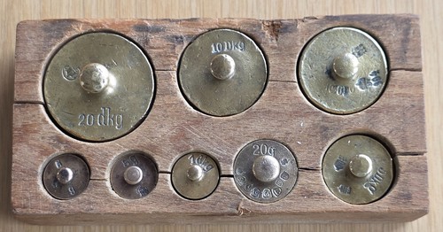 Alte messinggewichte - 8,